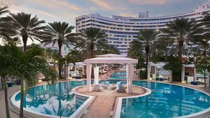 American Hospitality Excellence: Evaluating the Best Luxury Hotels United States